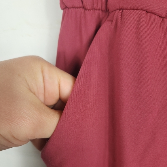 Lululemon Comfy Workleisure Preppy Stretch High-Rise Pants in Mulled Wine 6 - Picture 7 of 13